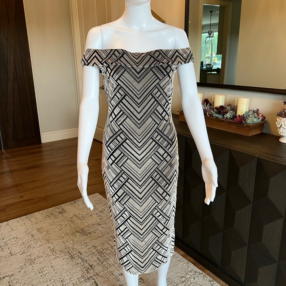 Dress the Population Eden Geo Velvet Dress, Size M